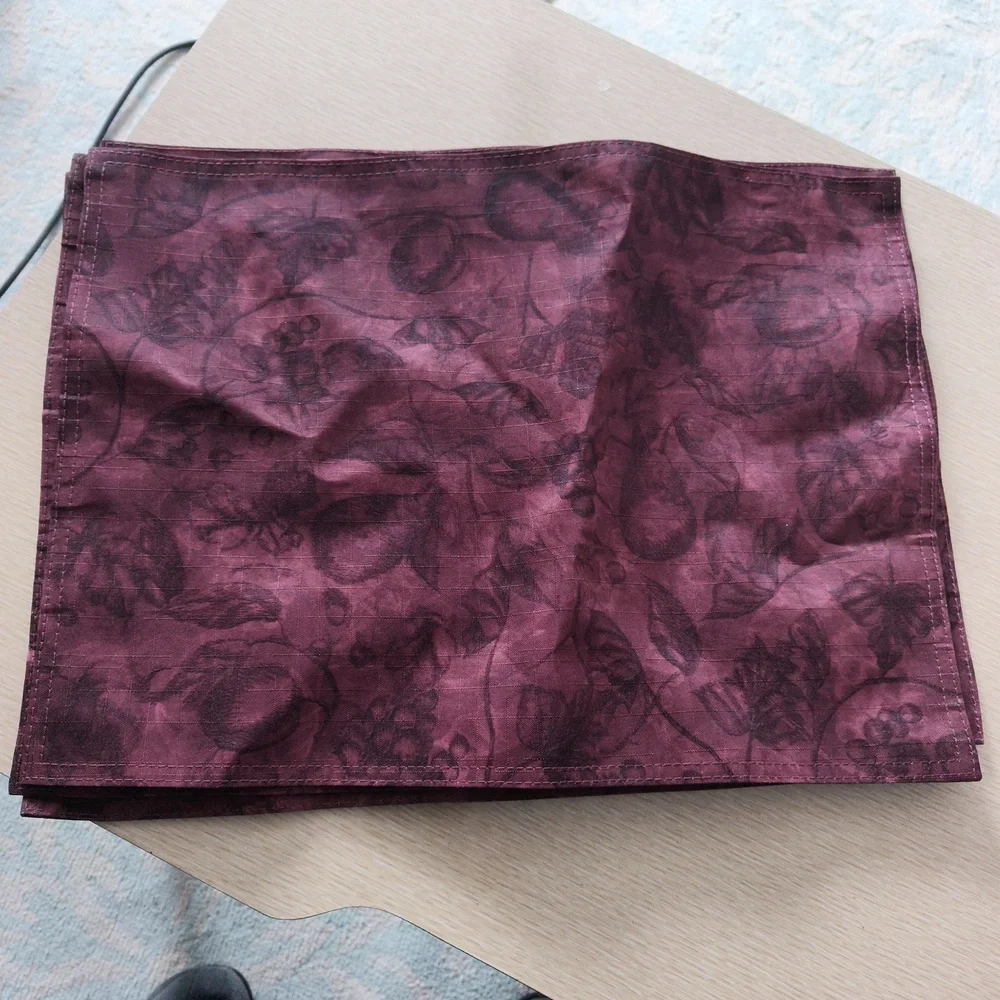 Burgundy Patterned Fruit and Leaves Placemats Linen 4 pc 18 x 13